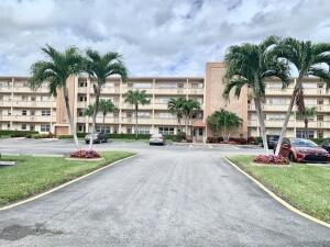 Photo of 4014 Newcastle A, Boca Raton, FL 33434 (MLS # R11143763)