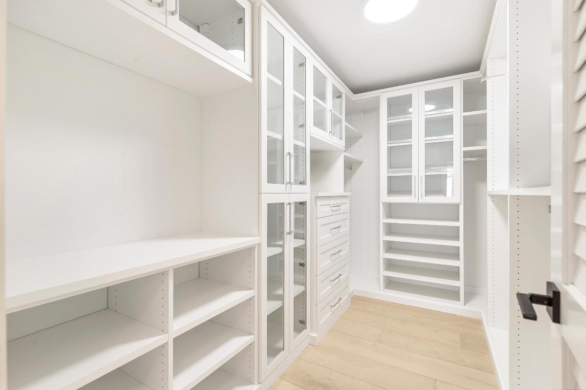 FOUR-O-ONE WORTH AVE BLDG COND - Residential