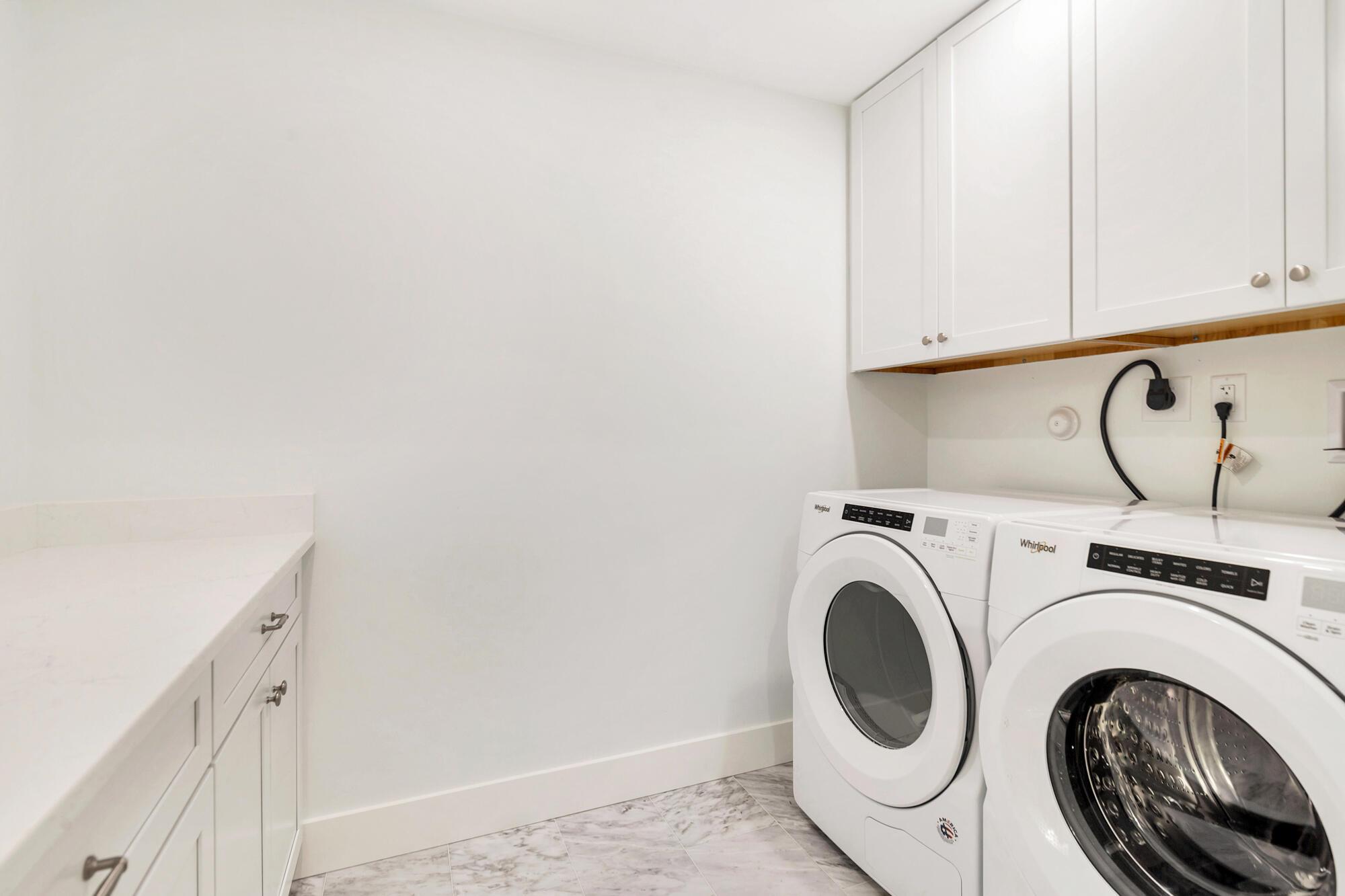 FOUR-O-ONE WORTH AVE BLDG - Residential