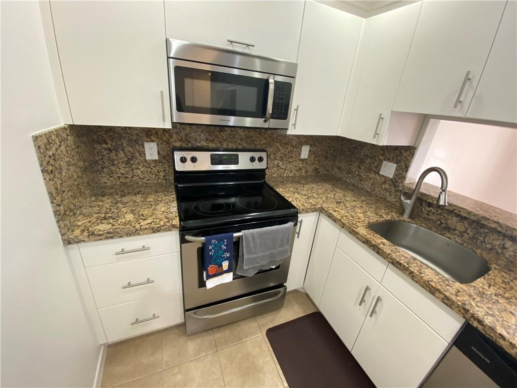 SABAL PALM VILLAGE - Residential