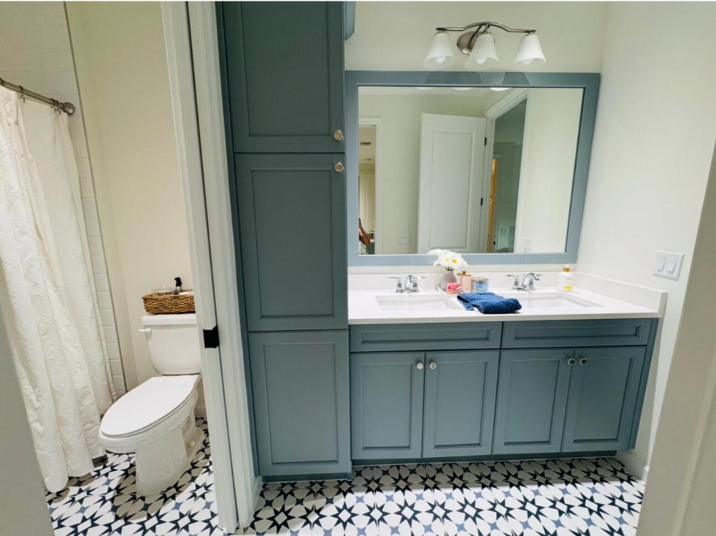 CROSSINGS OF WESTLAKE - Residential Lease