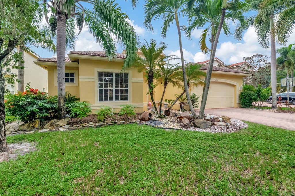 Photo of 9745 Napoli Woods Lane, Delray Beach, FL 33446 (MLS # R11041403)