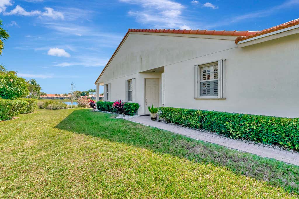 Photo of 15256 Ixora Road, Delray Beach, FL 33484 (MLS # R10964005)