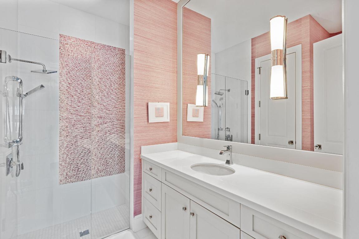 OLD PALM PL - Residential