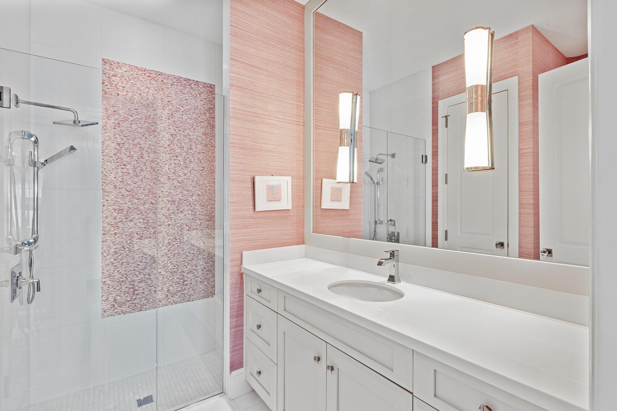 OLD PALM PL - Residential