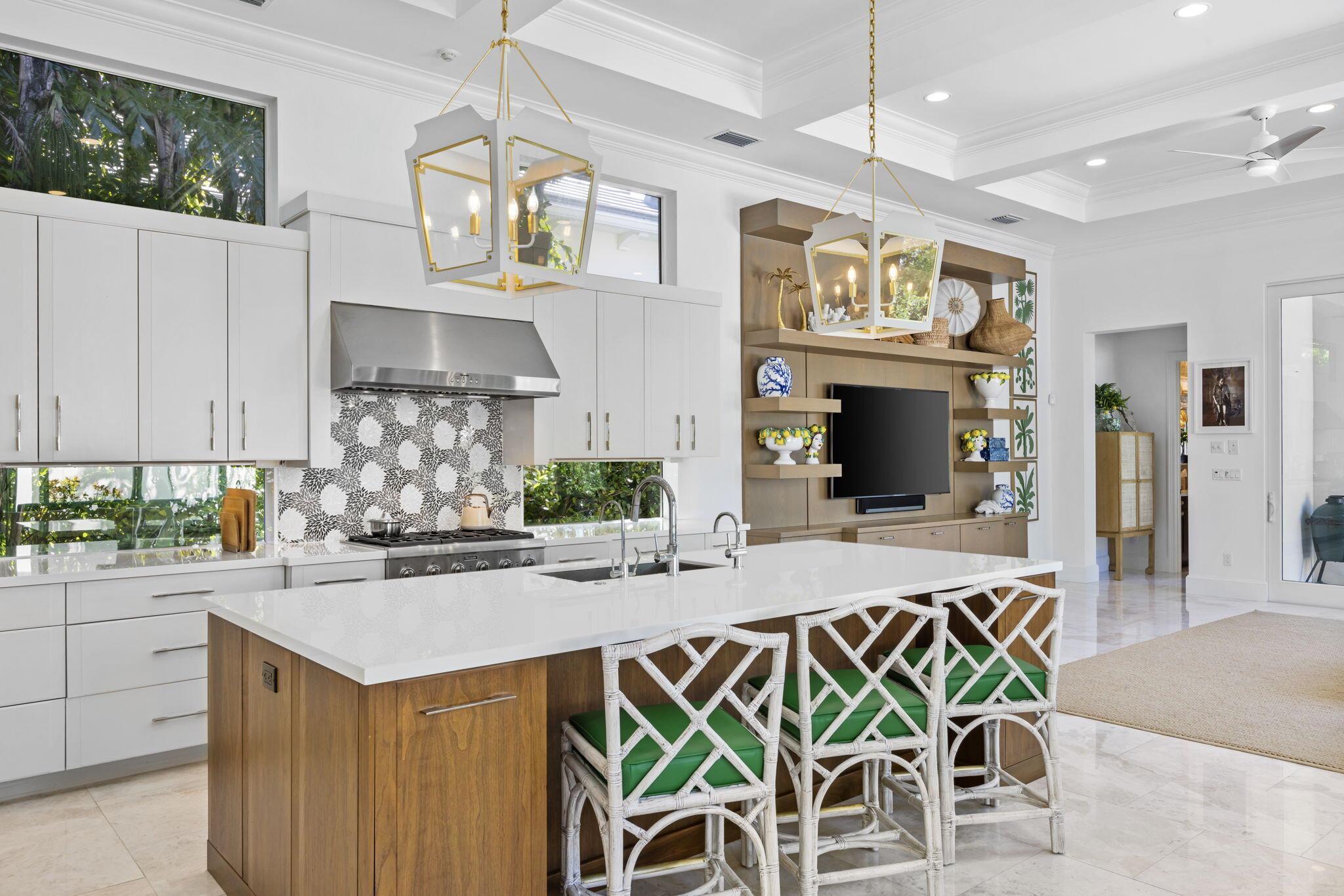 OLD PALM PL - Residential