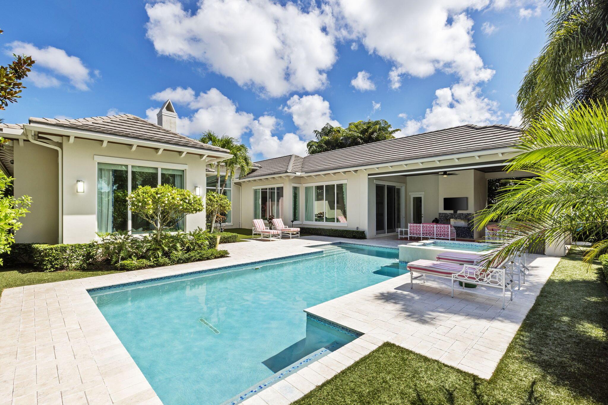 OLD PALM PL - Residential