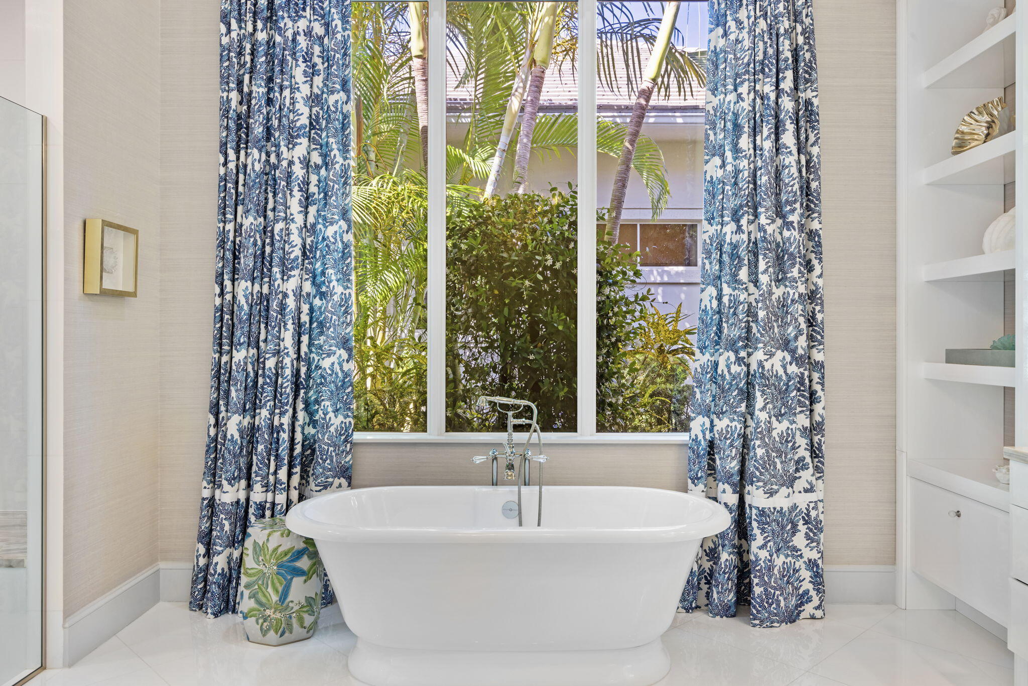 OLD PALM PL - Residential