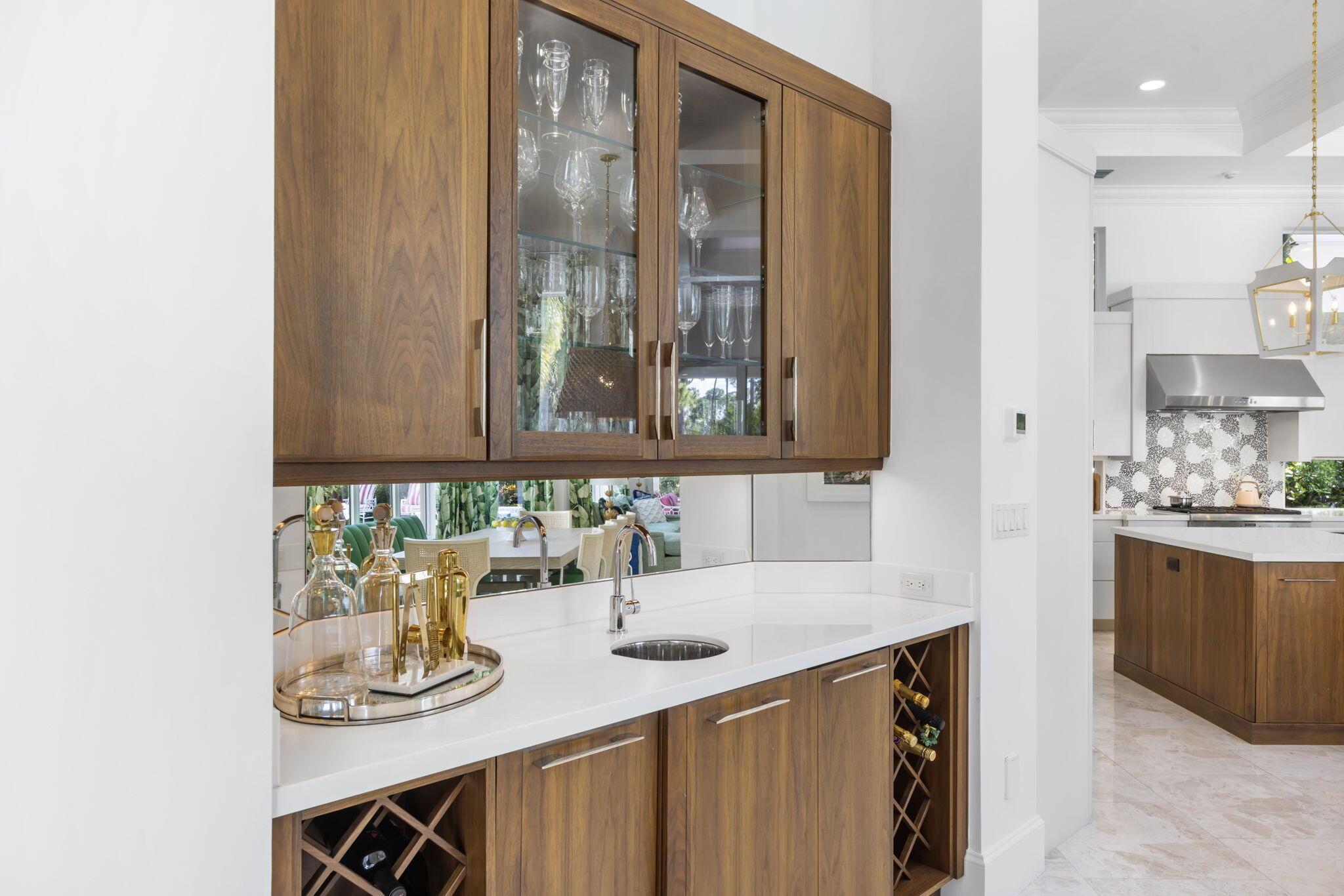 OLD PALM PL - Residential