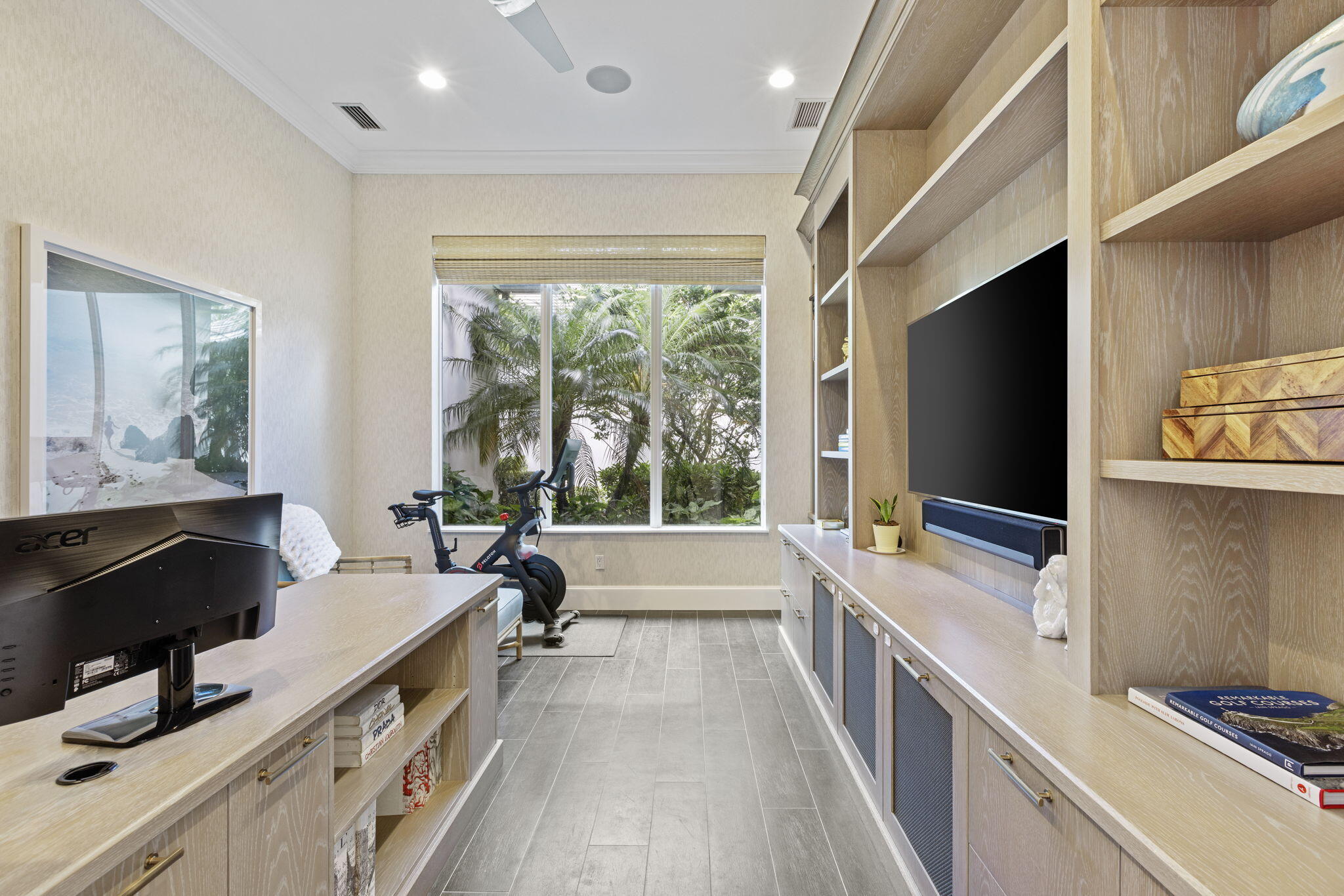 OLD PALM PL - Residential