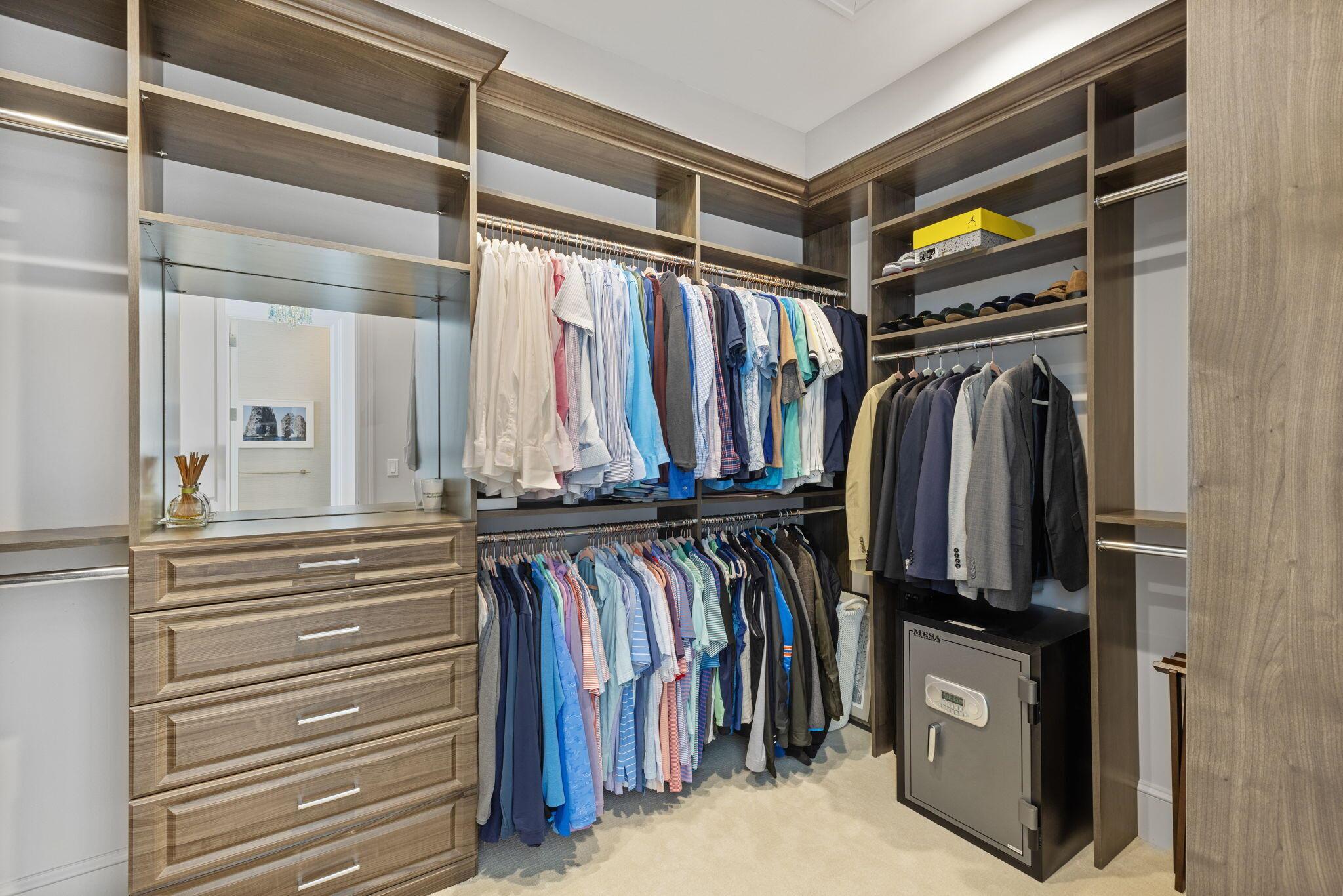 OLD PALM PL - Residential