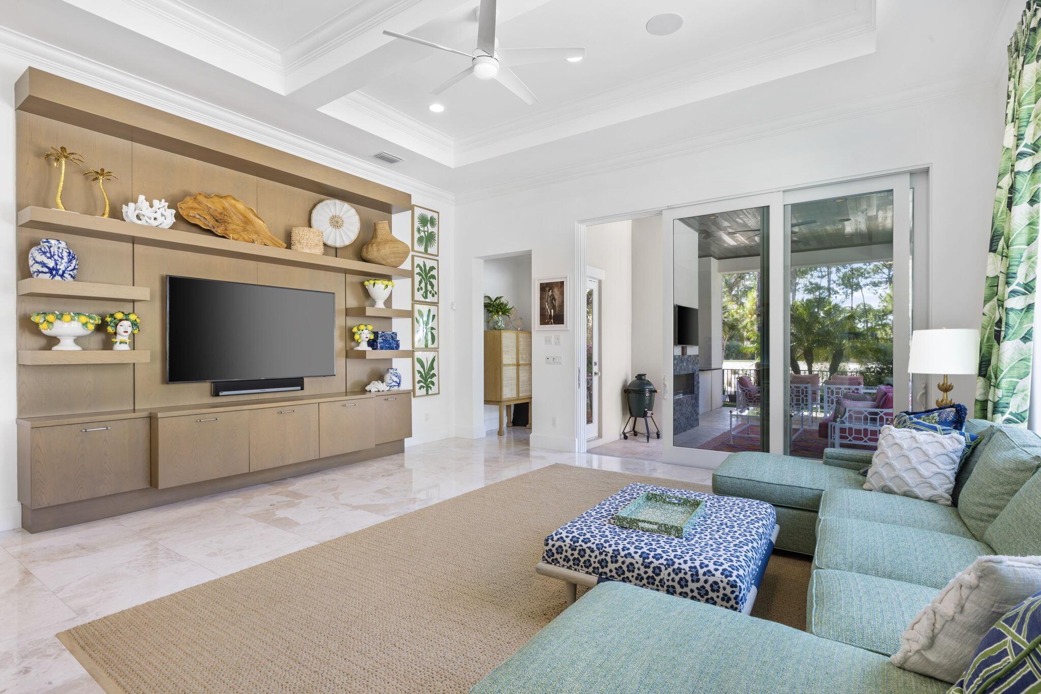 OLD PALM PL - Residential