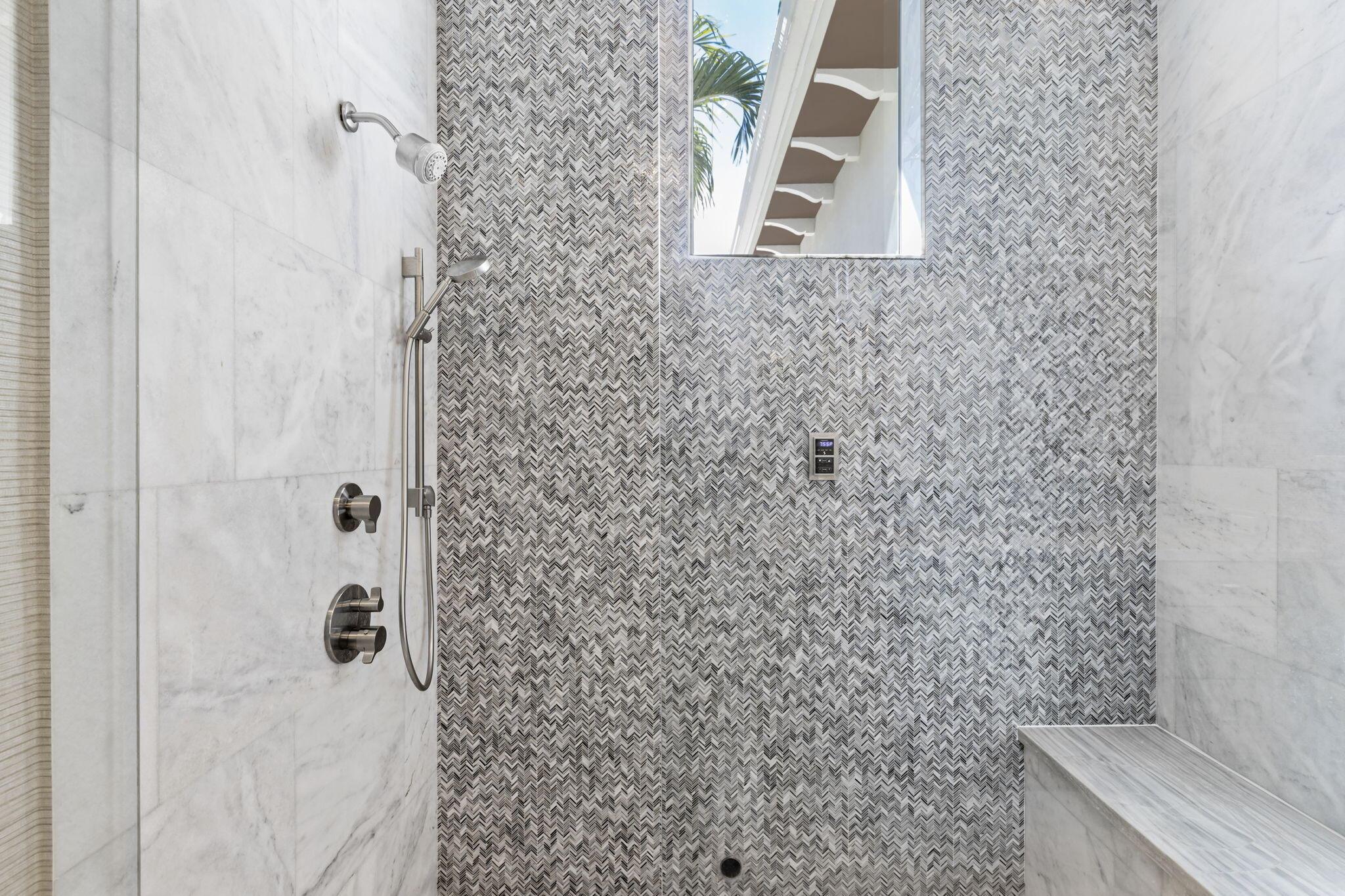 OLD PALM PL - Residential