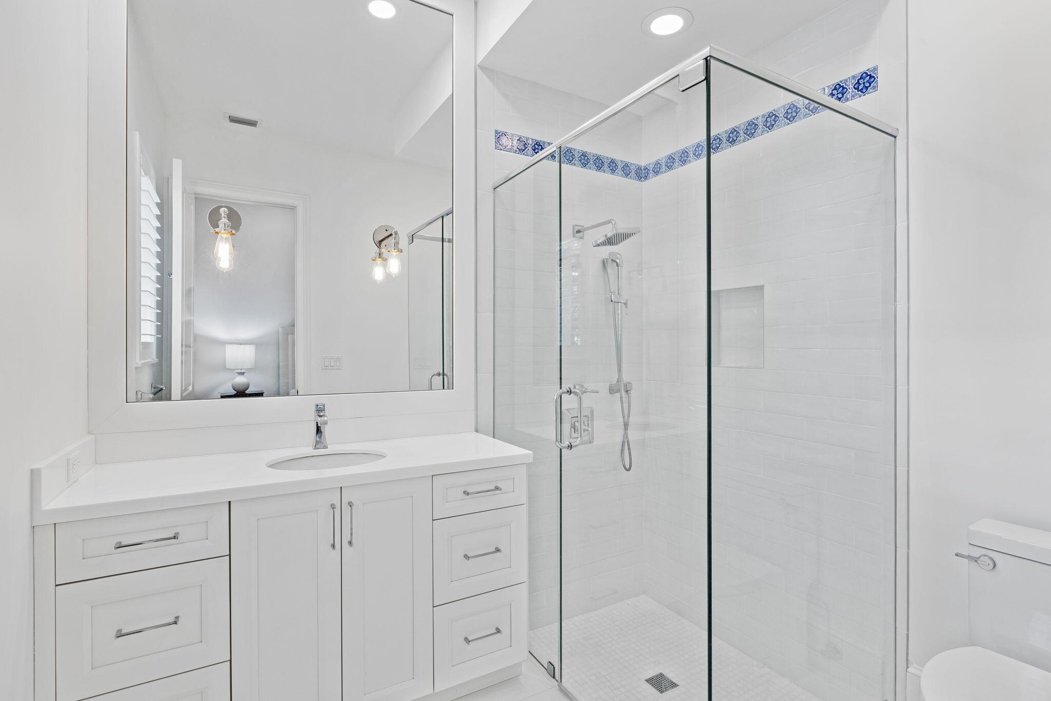 OLD PALM PL - Residential