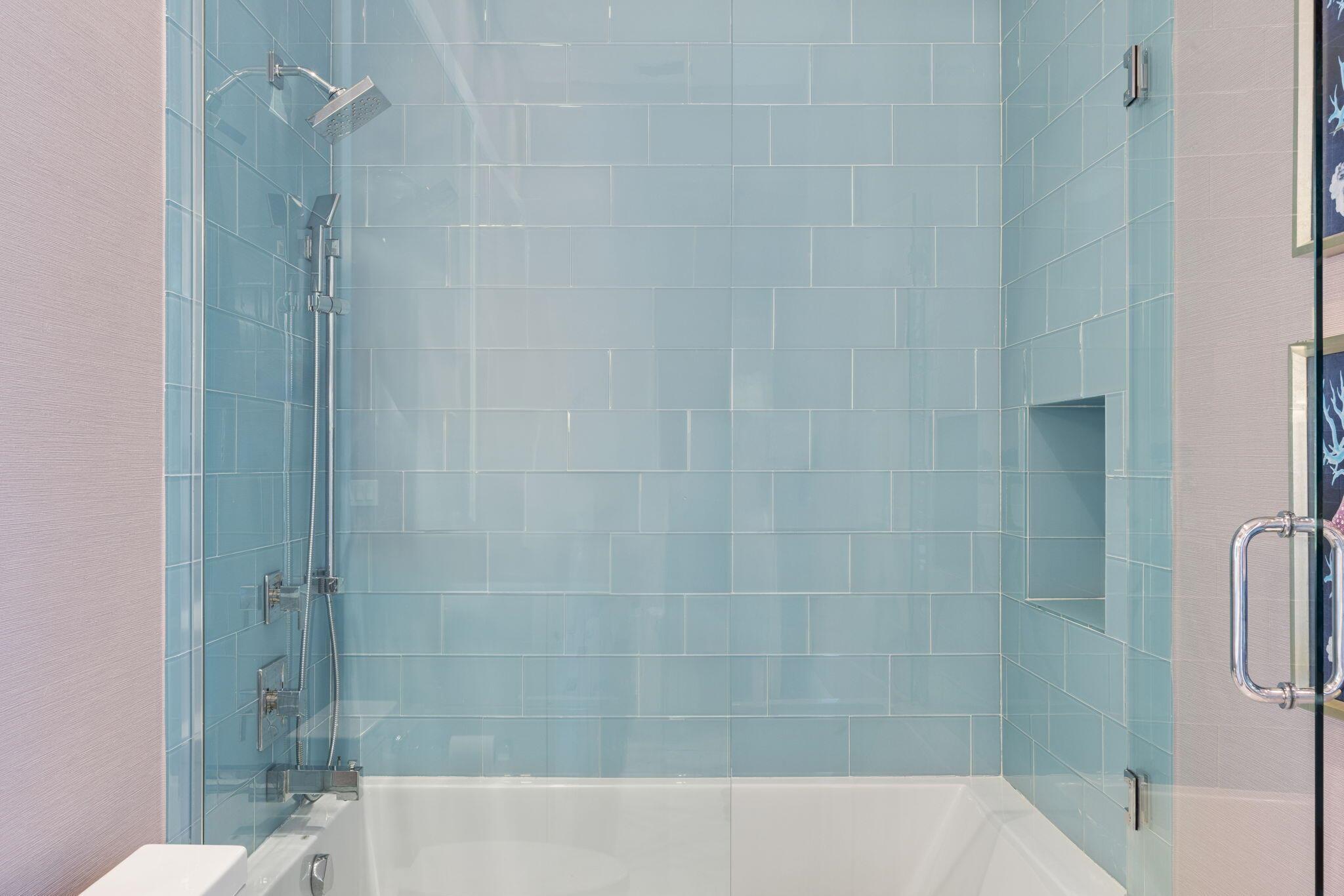 OLD PALM PL - Residential