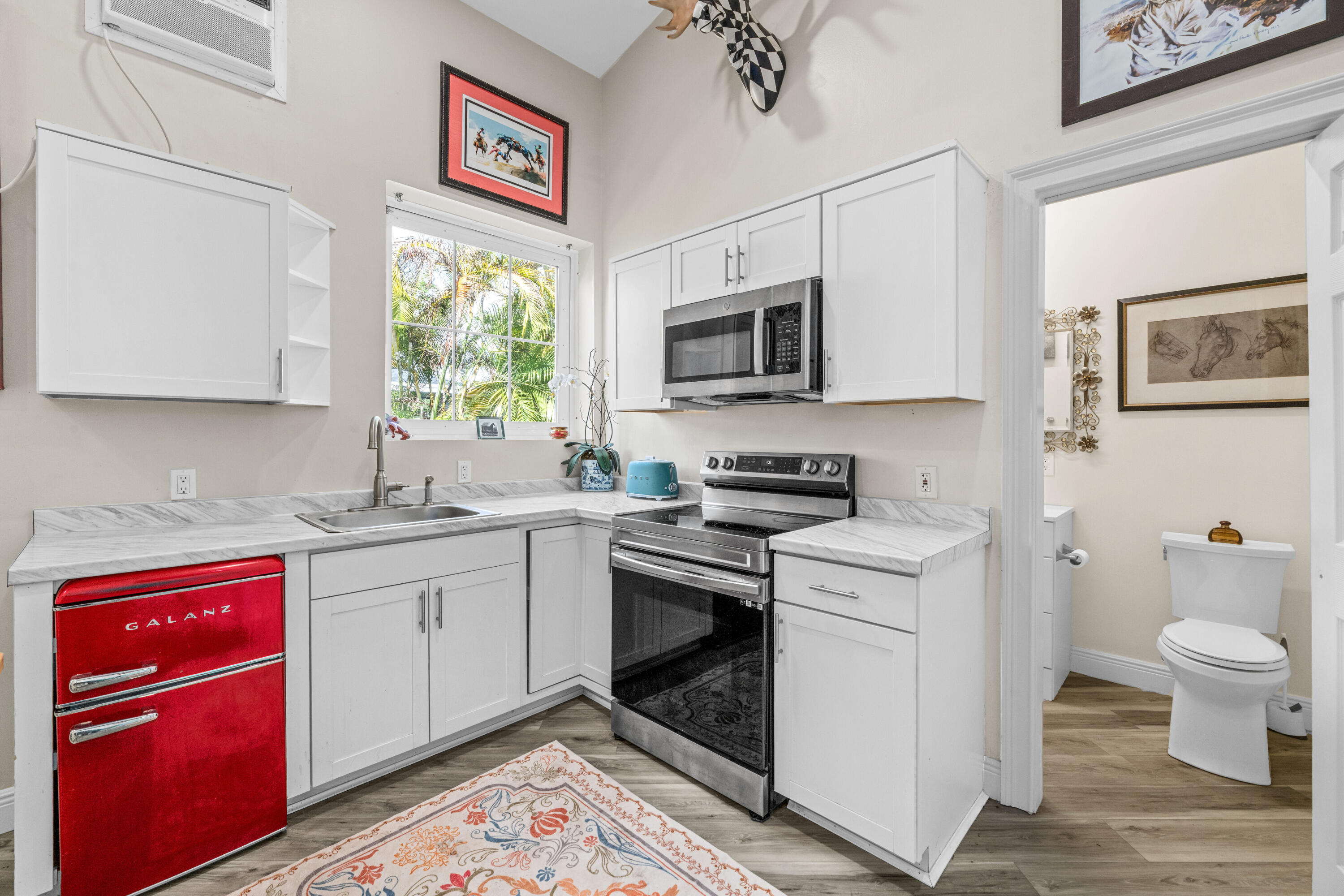 LOXAHATCHEE GROVES - Residential Lease