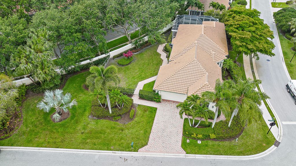 Photo of 1048 Diamond Head Way, Palm Beach Gardens, FL 33418 (MLS # R10983007)
