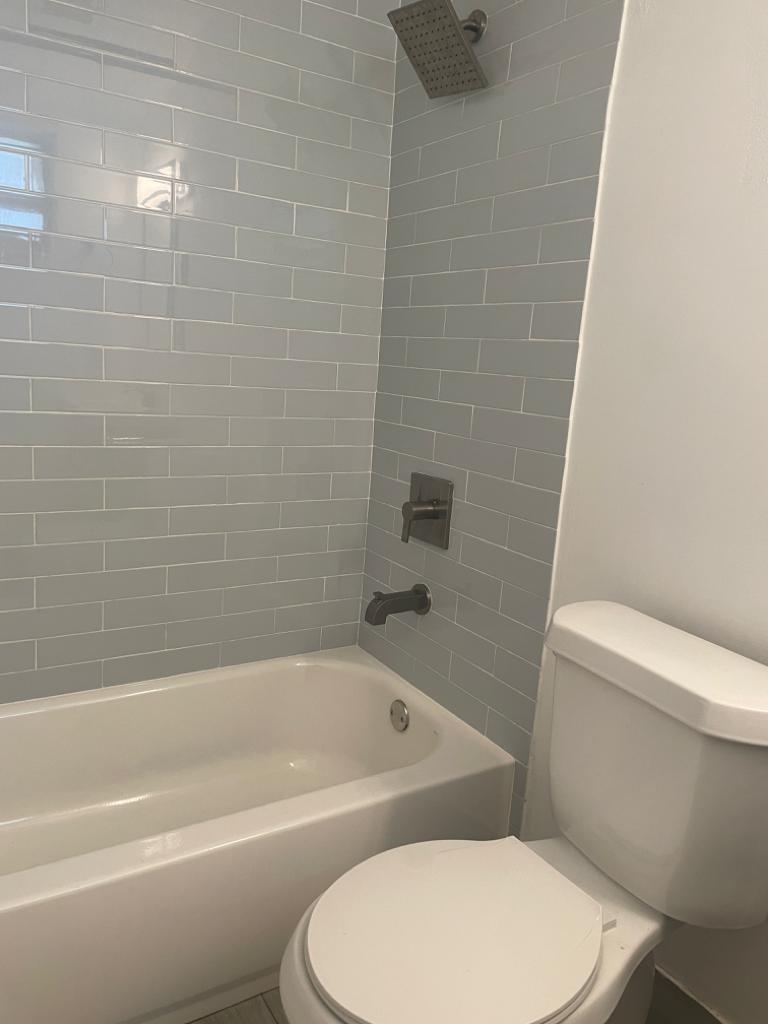 EVERGLADE LAND SALES CO F - Residential Lease