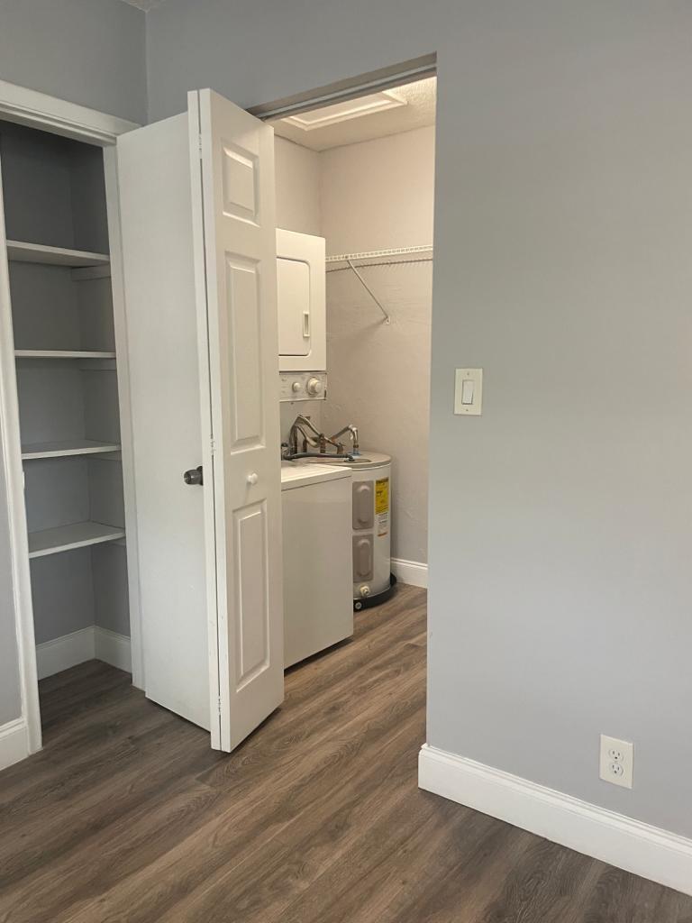 EVERGLADE LAND SALES CO F - Residential Lease