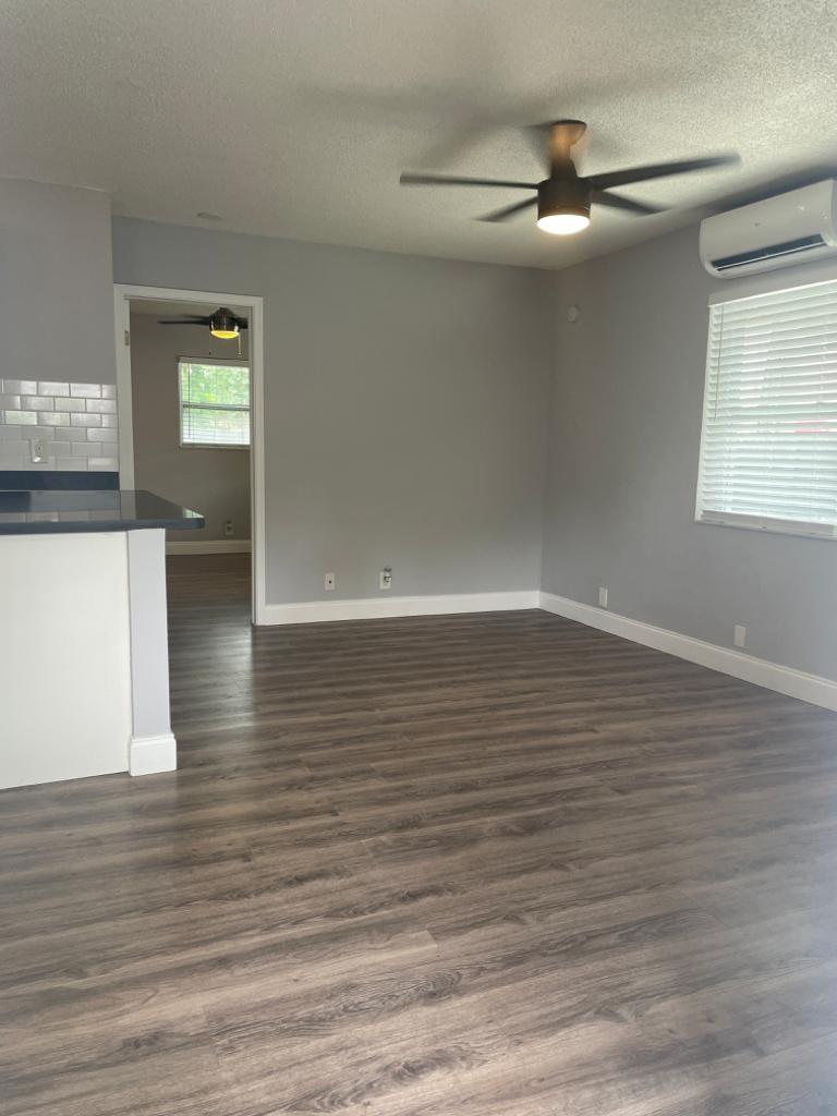 EVERGLADE LAND SALES CO F - Residential Lease