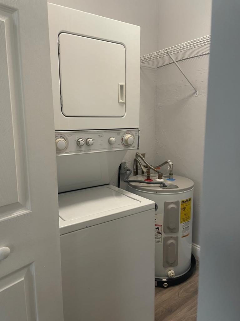 EVERGLADE LAND SALES CO F - Residential Lease