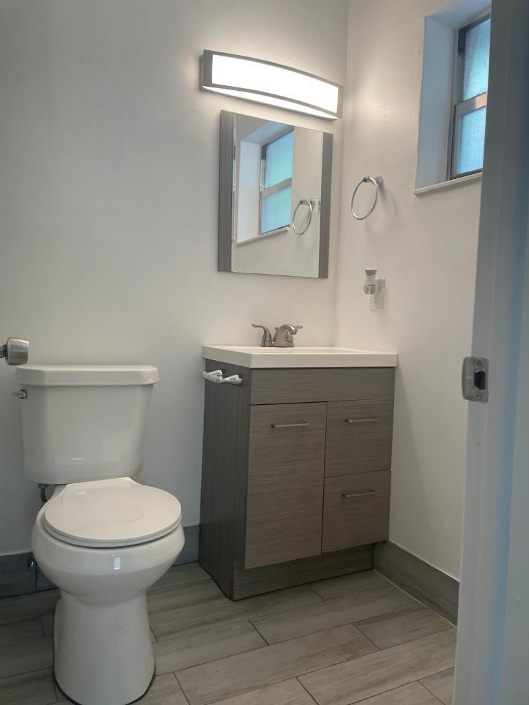 EVERGLADE LAND SALES CO F - Residential Lease