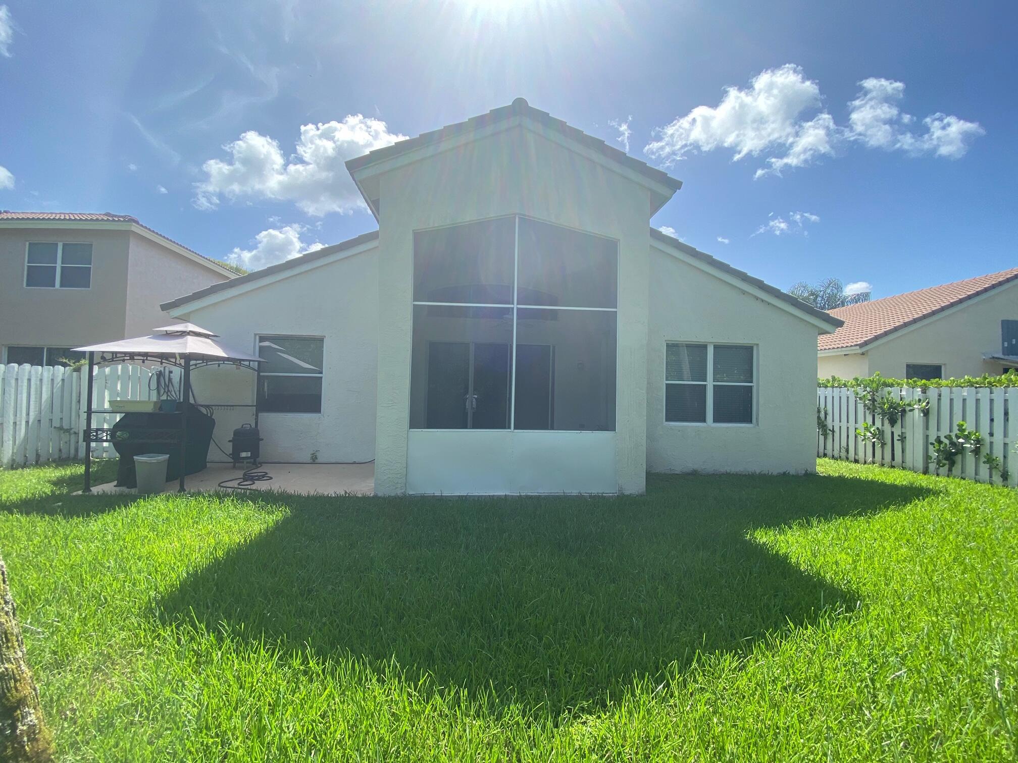 DILLMAN FARMS - Residential Lease
