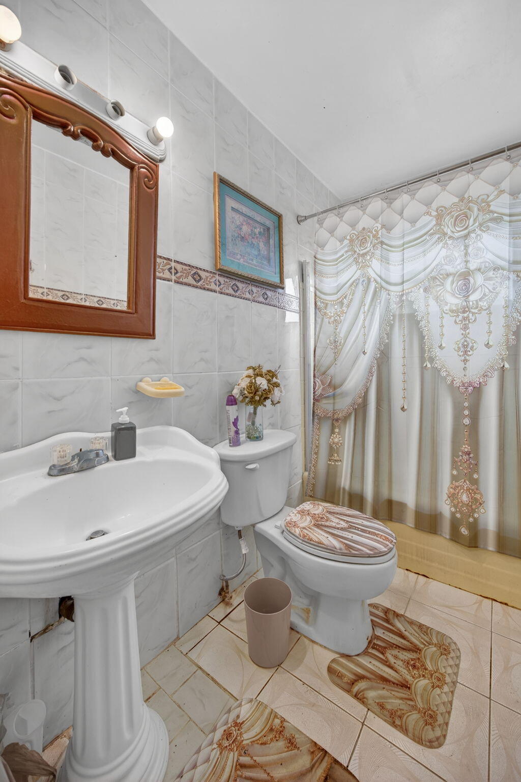 Pine Tree Manor Sec 02 - Residential