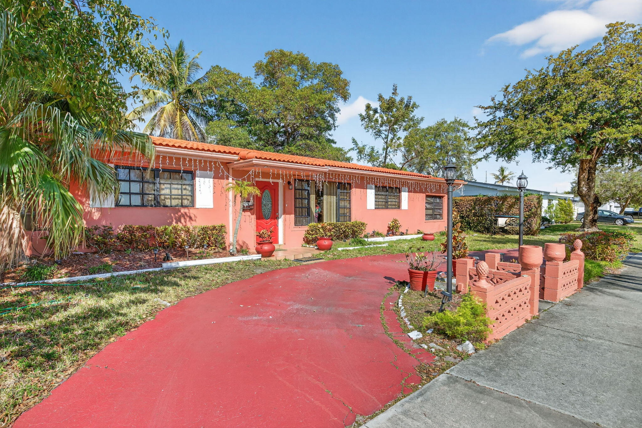 Pine Tree Manor Sec 02 - Residential