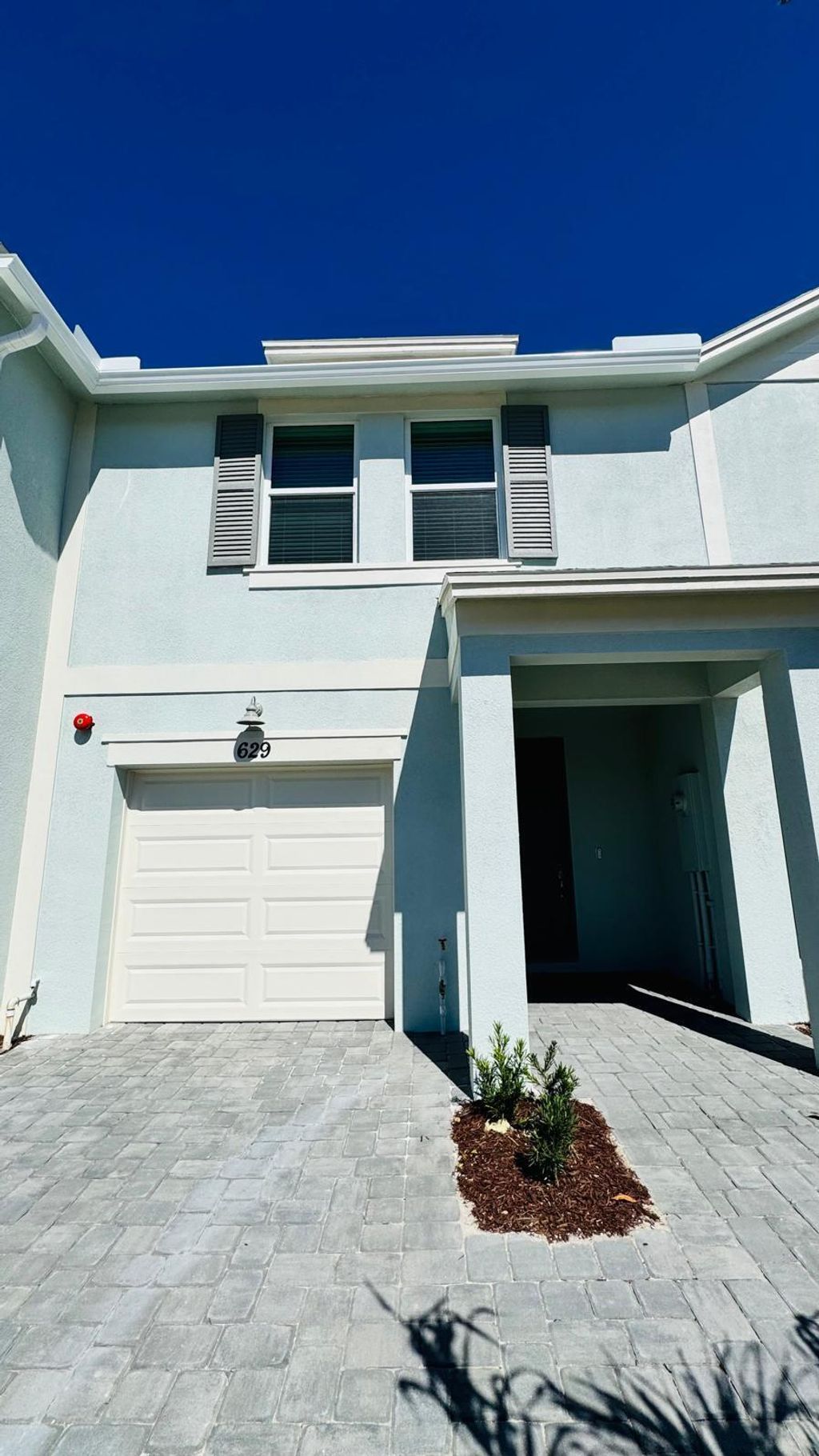 Photo of 629 Salisbury Circle, Fort Pierce, FL 34982 (MLS # R11166741)