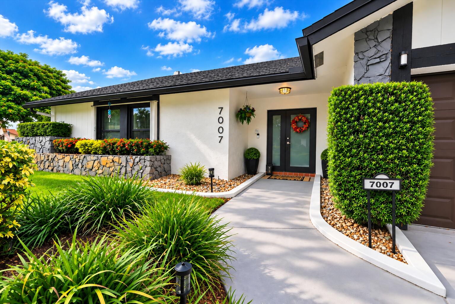 7007 NW 40TH Place