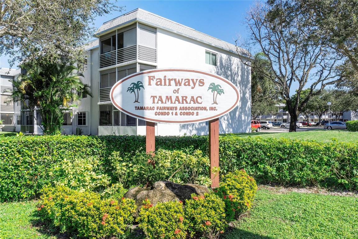 FAIRWAYS OF TAMARAC - Residential
