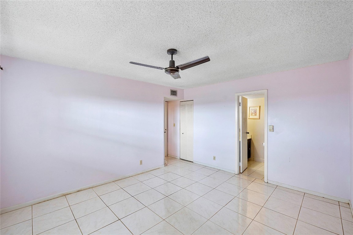 FAIRWAYS OF TAMARAC - Residential