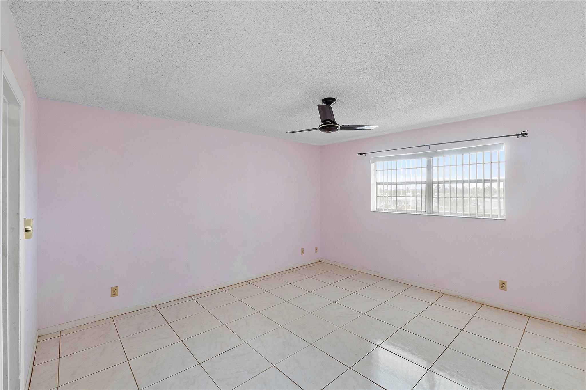 FAIRWAYS OF TAMARAC - Residential