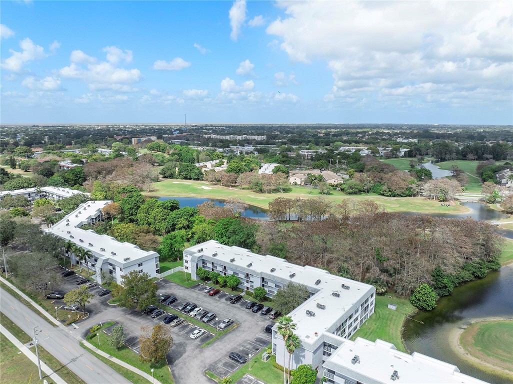 FAIRWAYS OF TAMARAC - Residential
