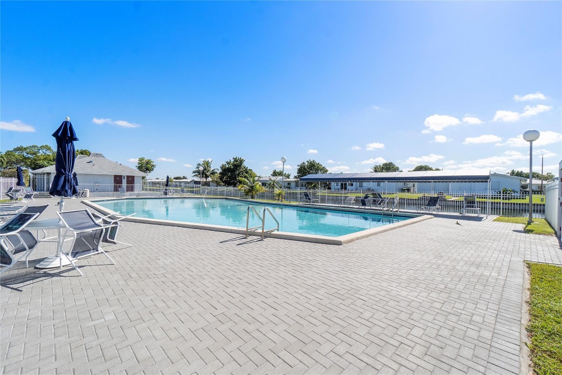 FAIRWAYS OF TAMARAC - Residential