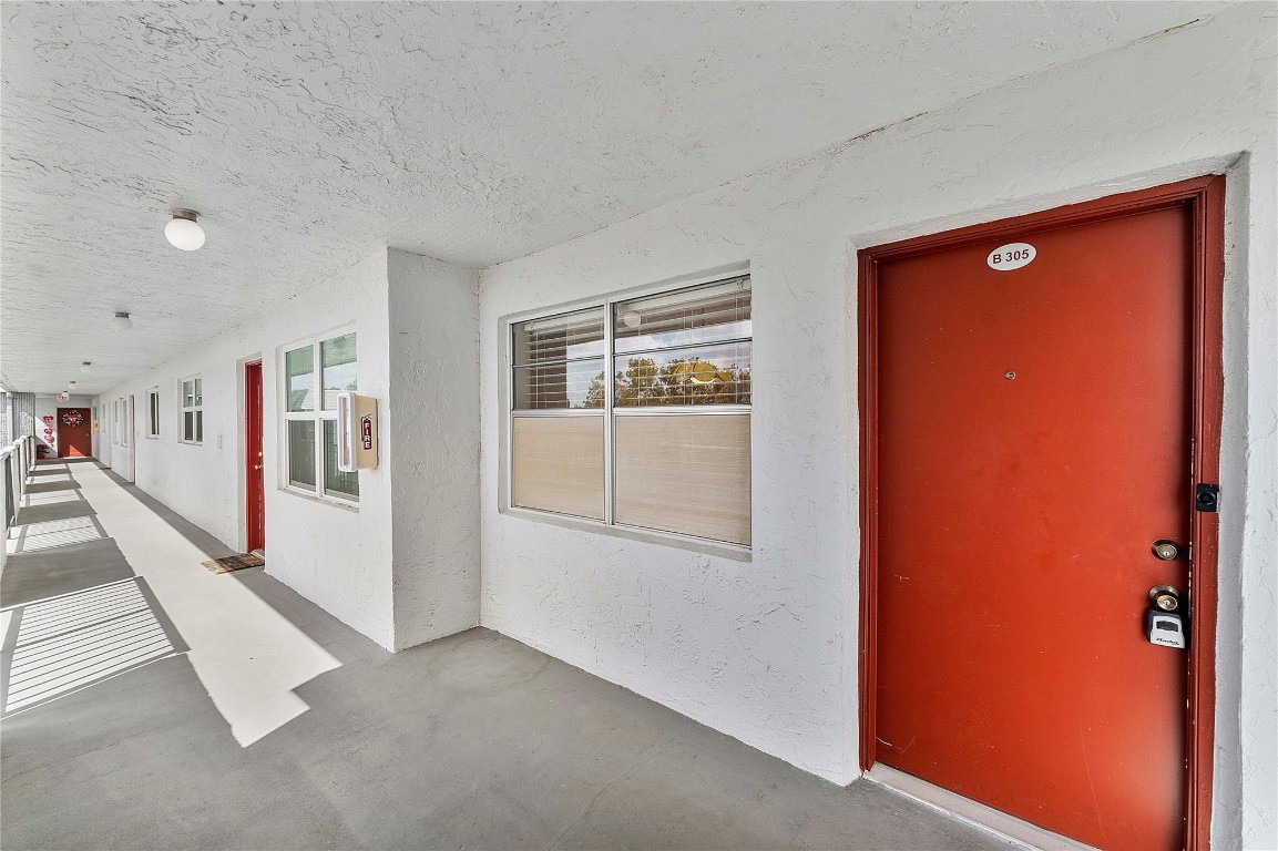 FAIRWAYS OF TAMARAC - Residential