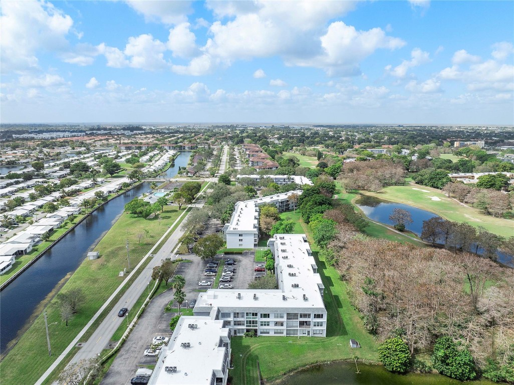 FAIRWAYS OF TAMARAC - Residential