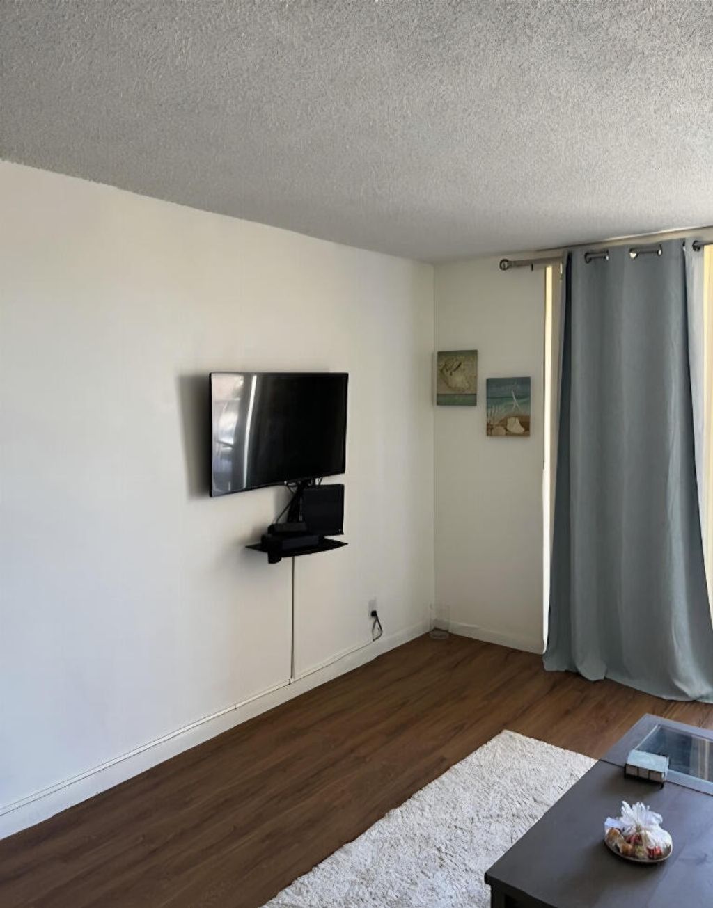 Photo of 500 Executive Center Drive #3i, West Palm Beach, FL 33401 (MLS # F10549799)