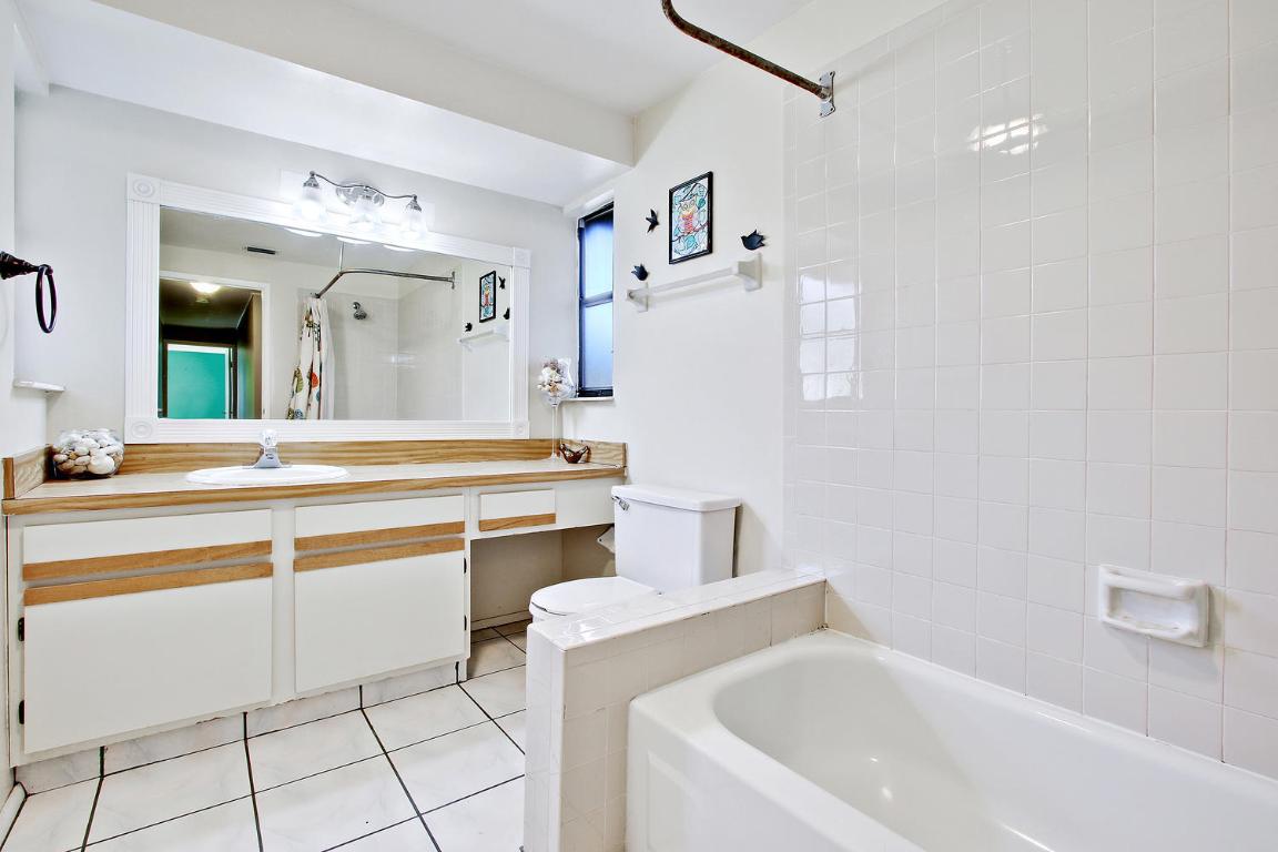 CRESTWOOD SUB UNIT 2 - Residential