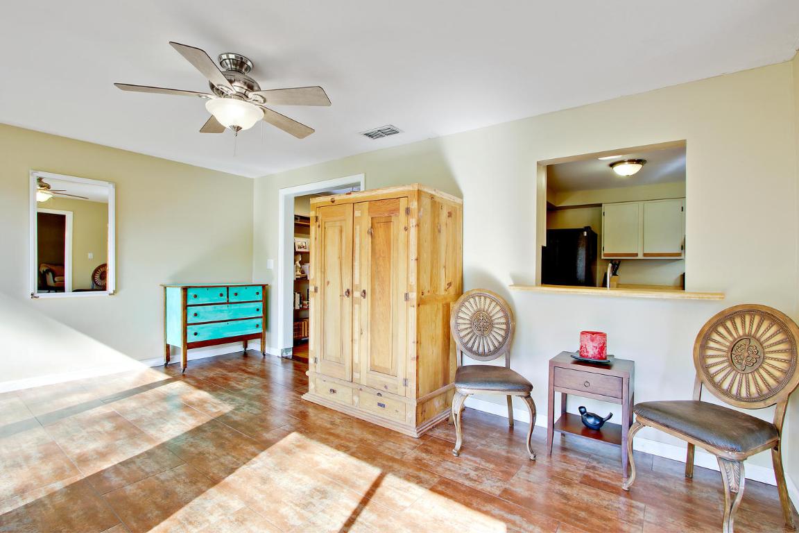 CRESTWOOD SUB UNIT 2 - Residential