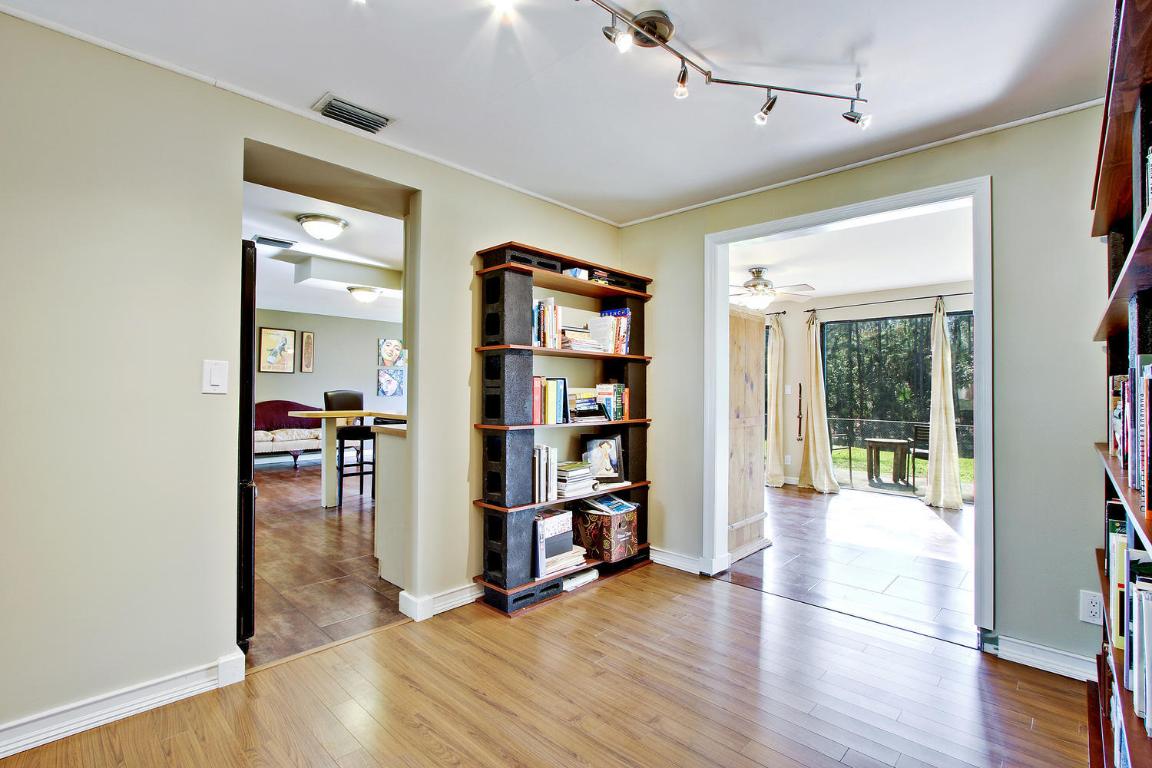 CRESTWOOD SUB UNIT 2 - Residential