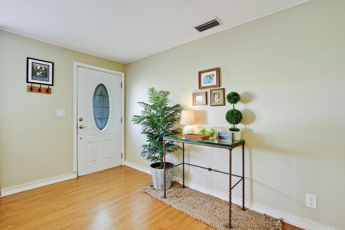 CRESTWOOD SUB UNIT 2 - Residential