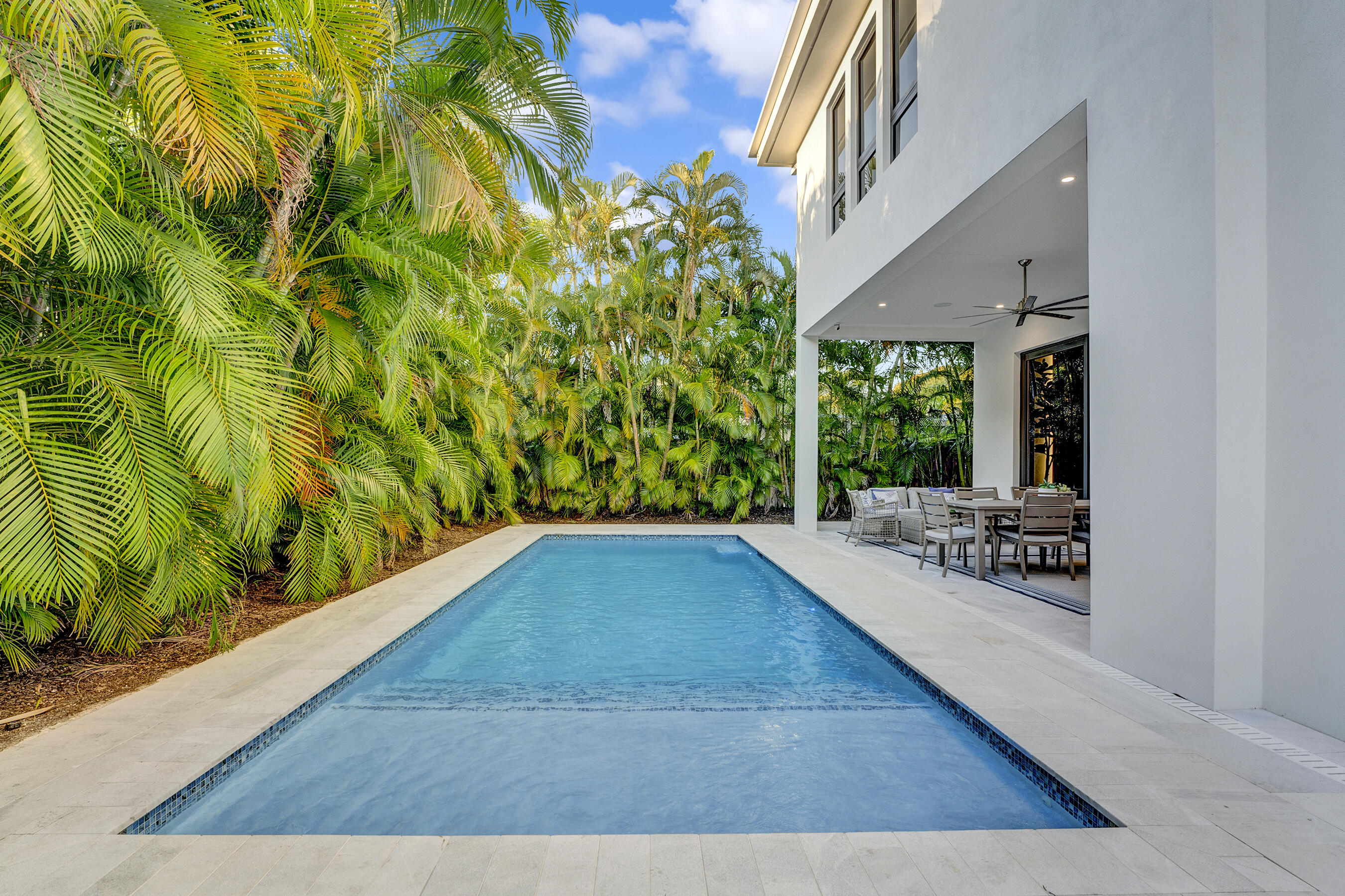 BOCA VILLAS HEIGHTS - Residential