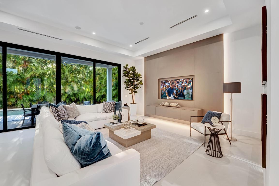 BOCA VILLAS HEIGHTS - Residential