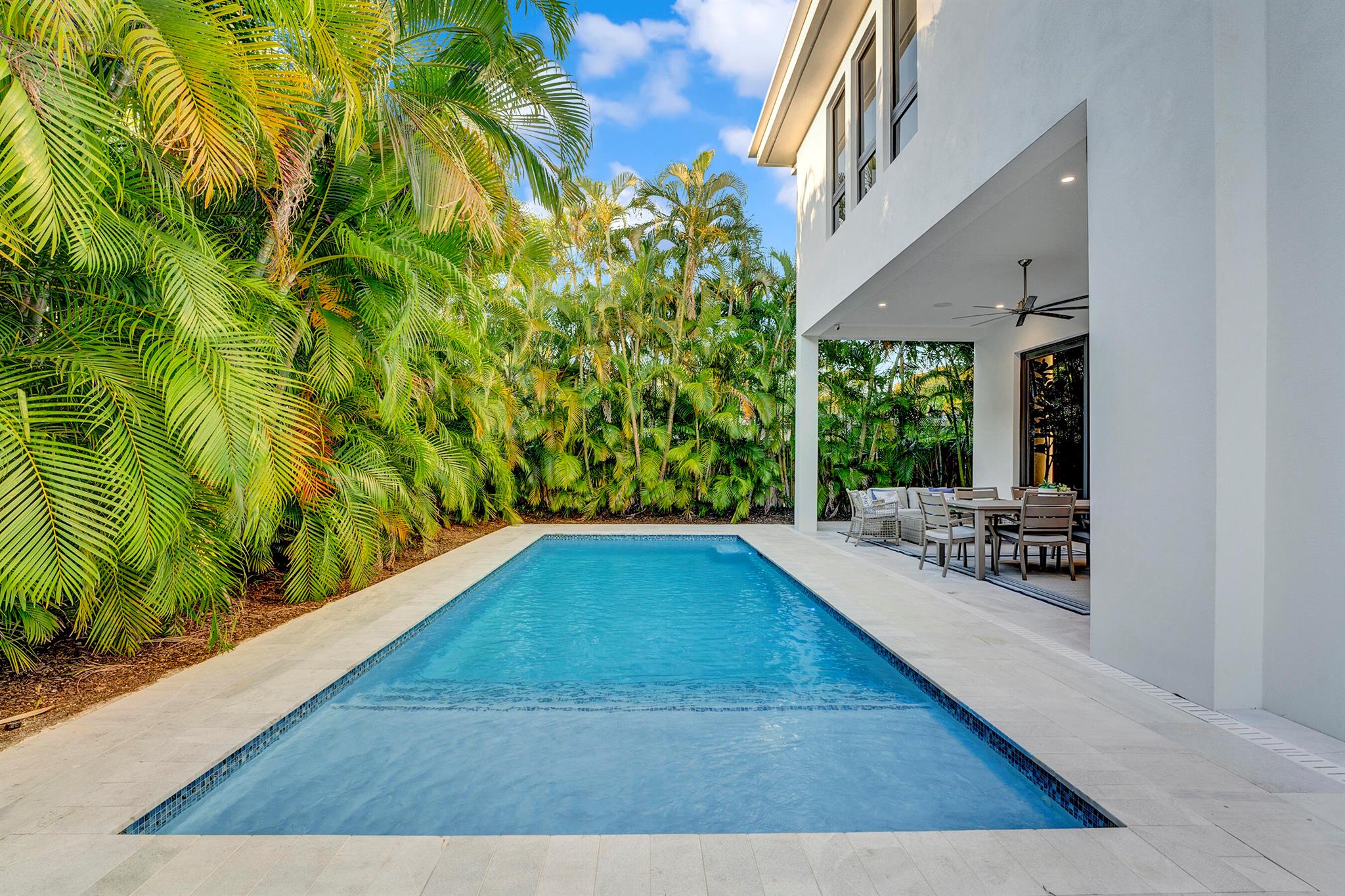 BOCA VILLAS HEIGHTS - Residential