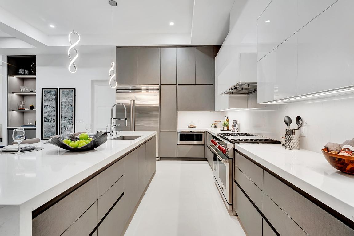 BOCA VILLAS HEIGHTS - Residential