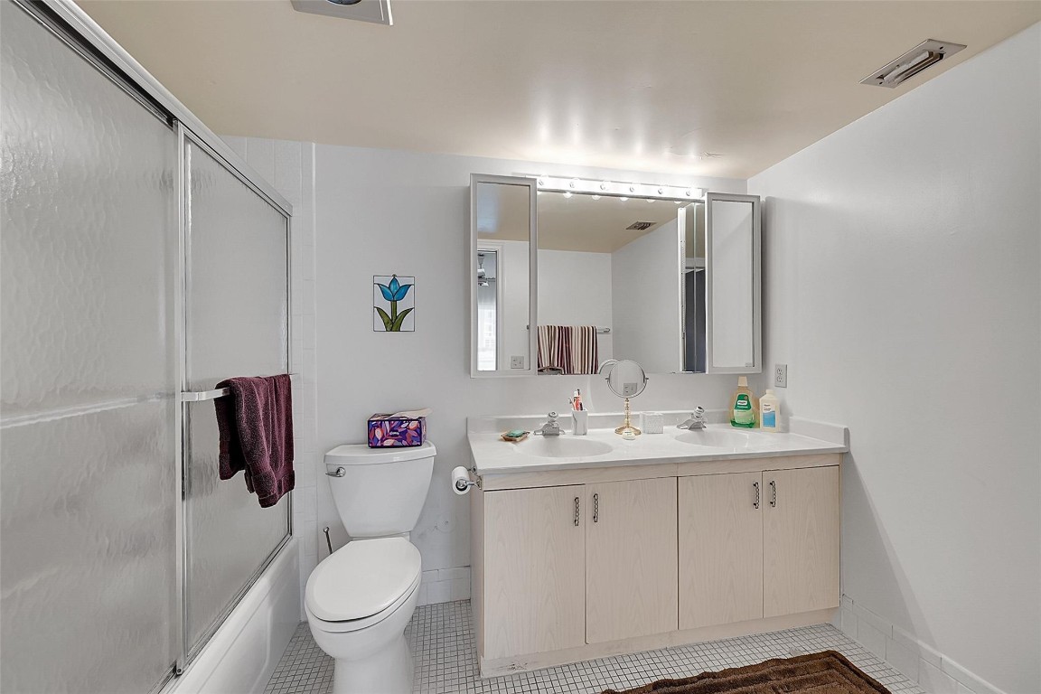 WYNMOOR VILLAGE - Residential