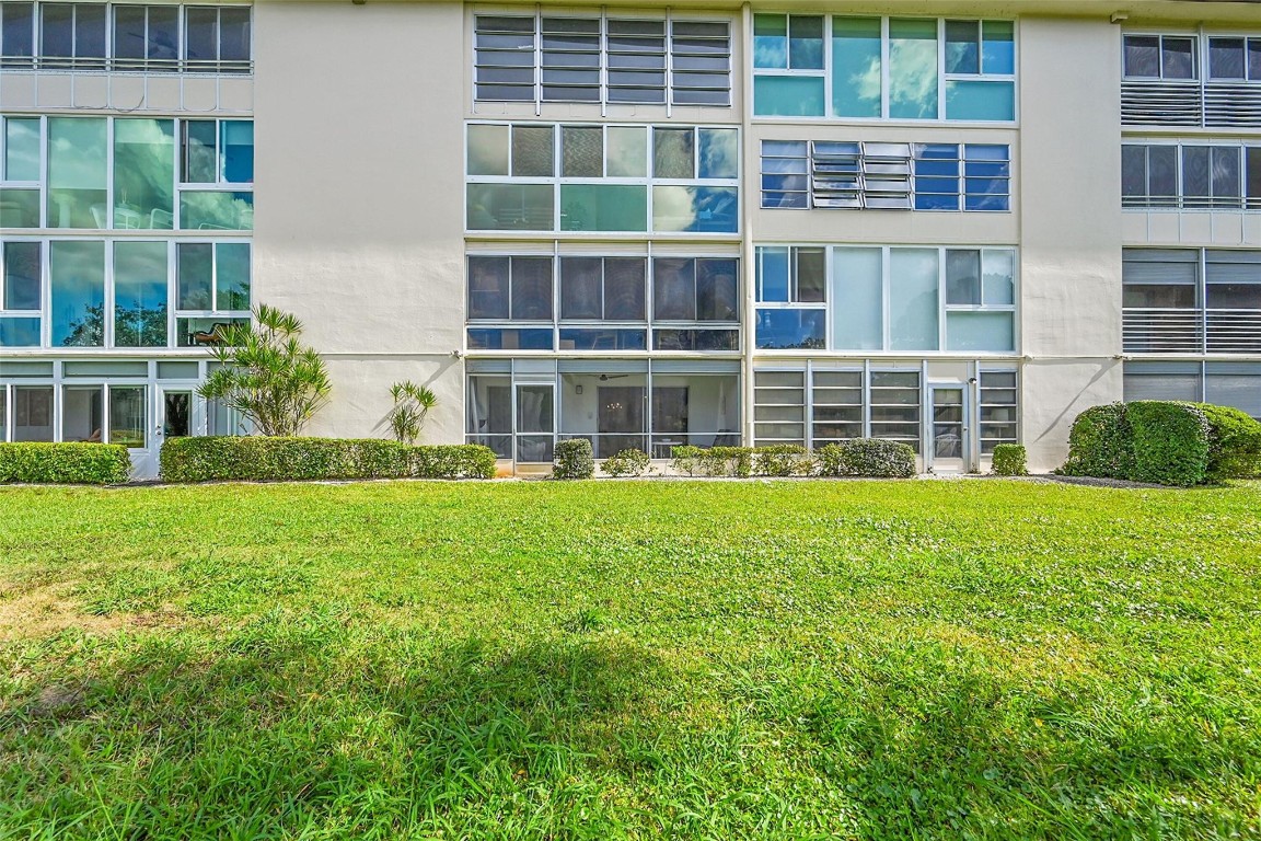 WYNMOOR VILLAGE - Residential