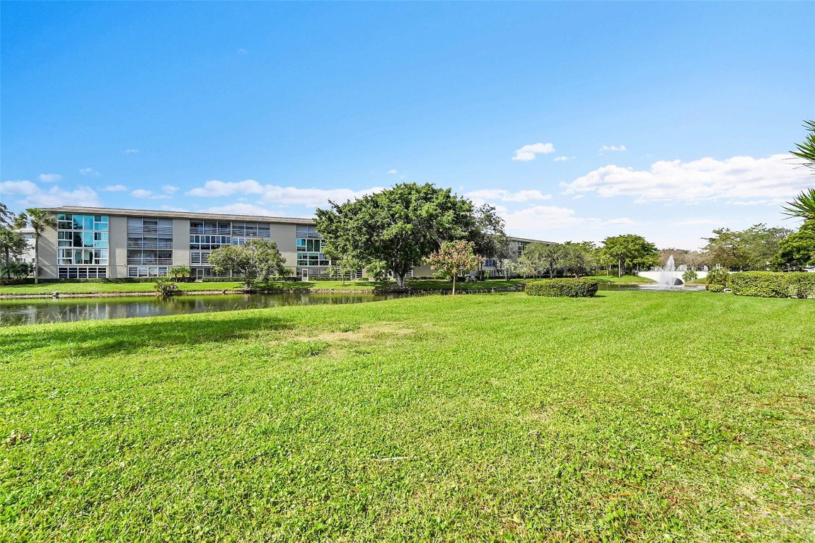 WYNMOOR VILLAGE - Residential